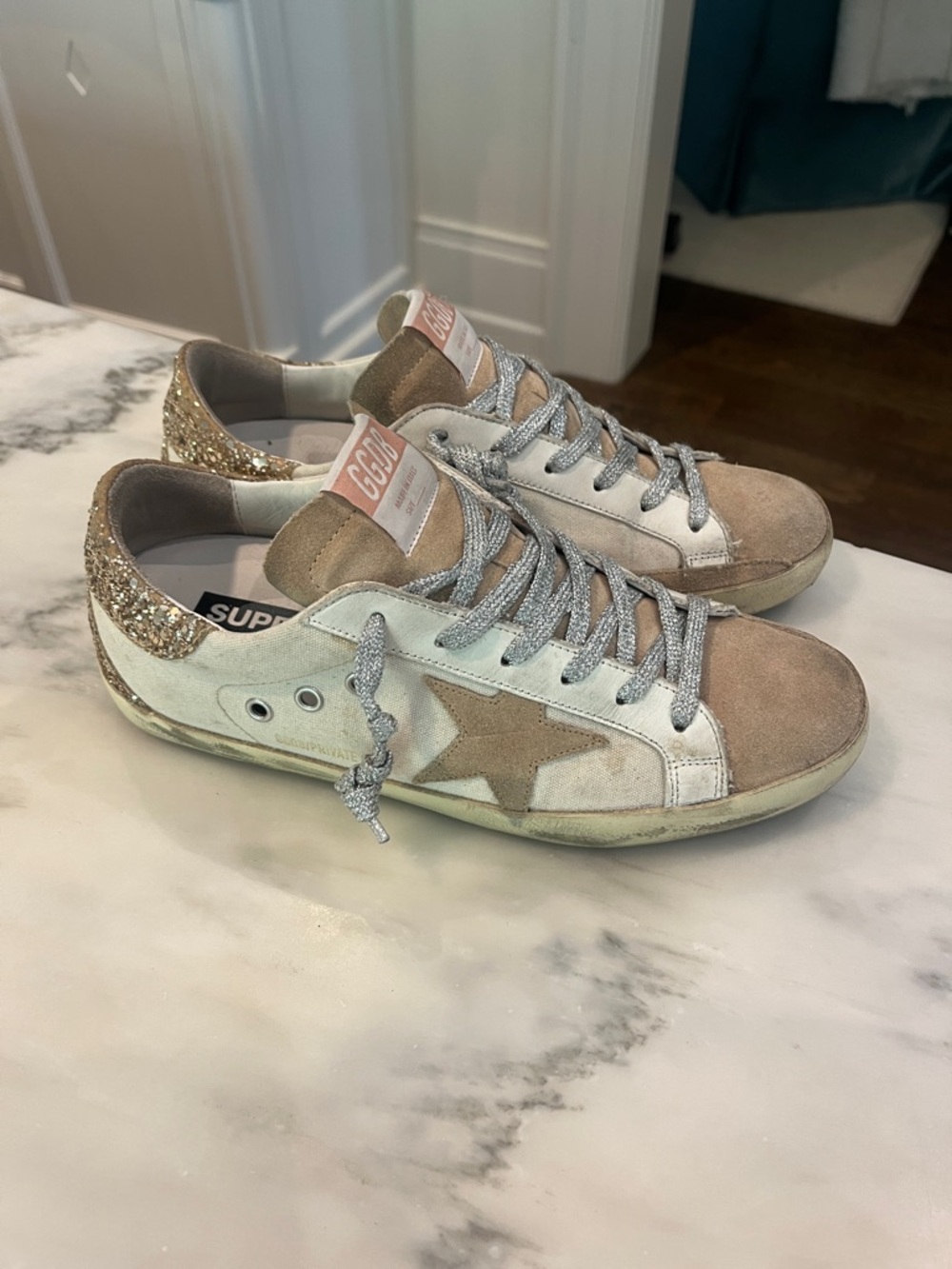 Authentic Golden Goose Sneakers size 39